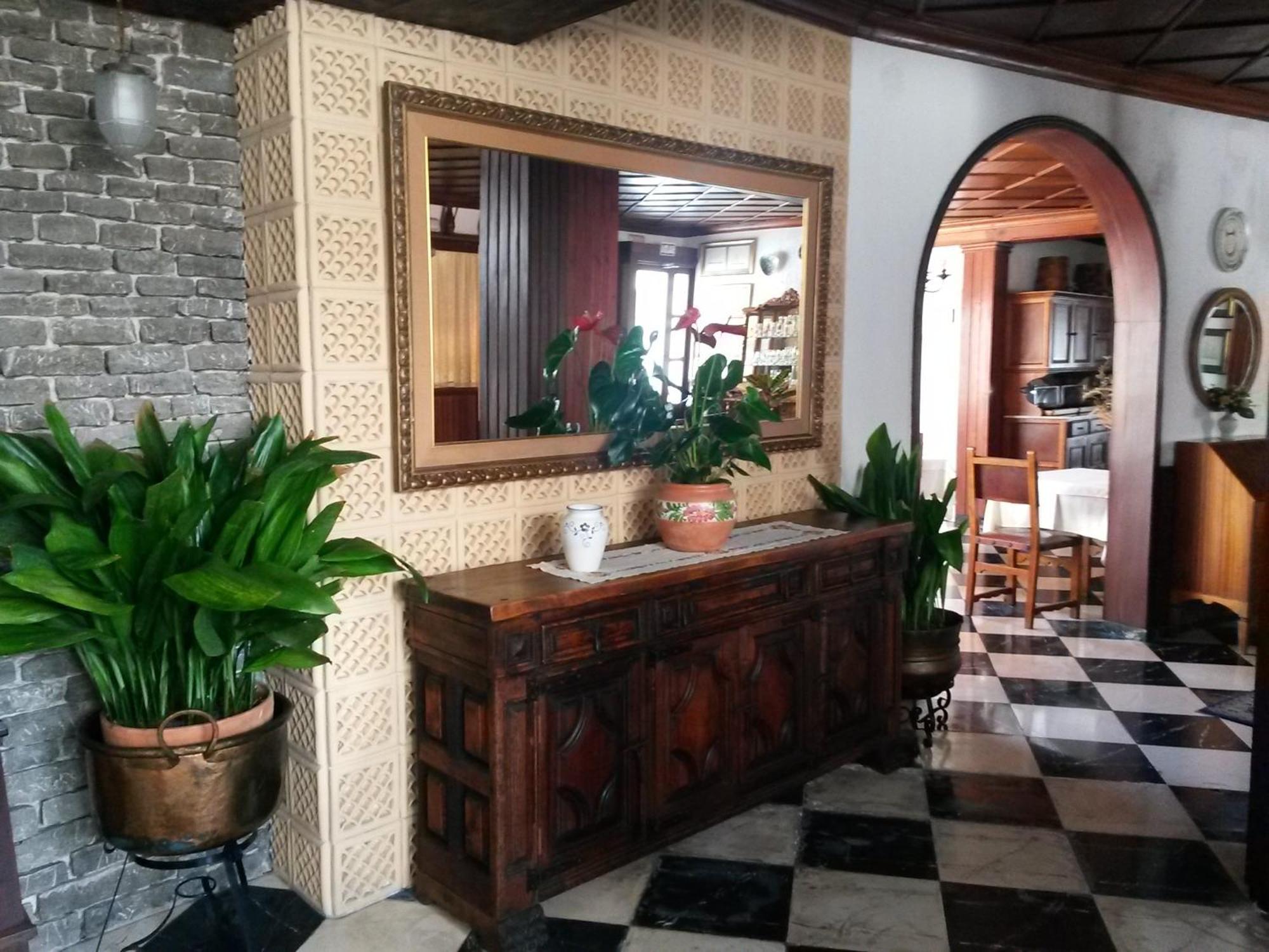 Hostal Cas Bombu Cala Ratjada  Exteriör bild
