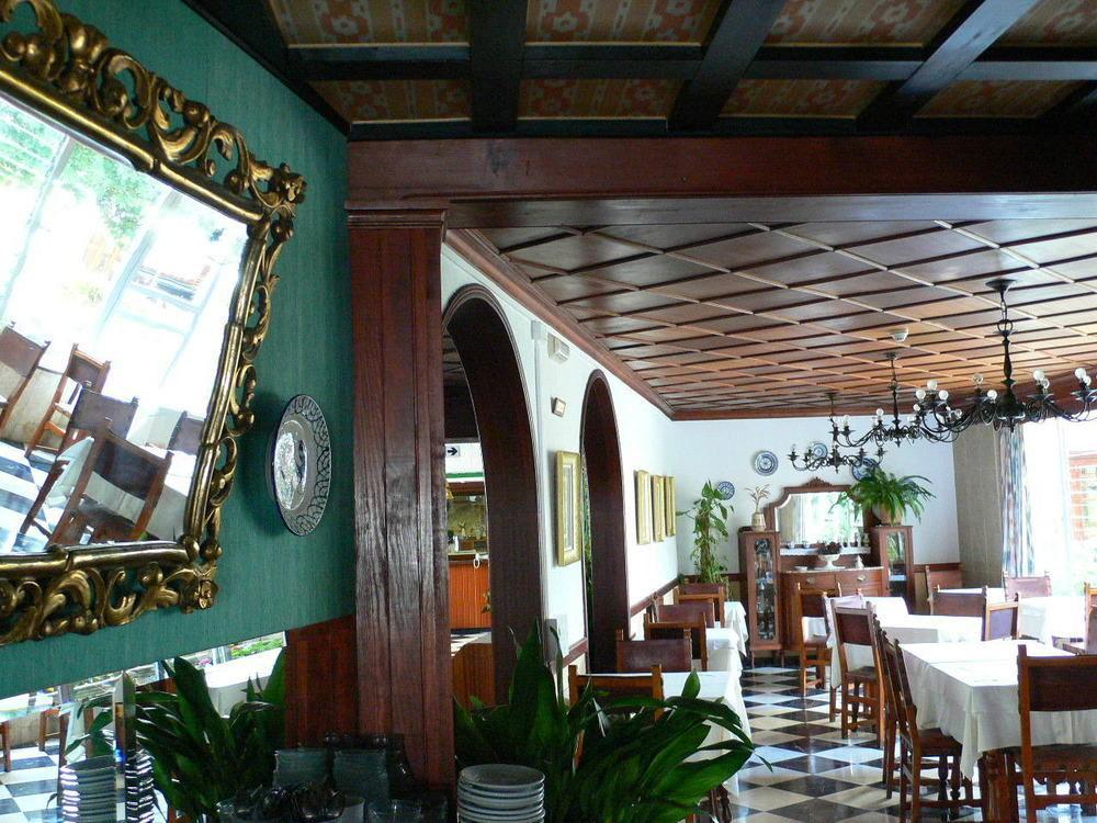 Hostal Cas Bombu Cala Ratjada  Exteriör bild