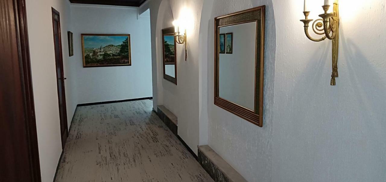 Hostal Cas Bombu Cala Ratjada  Exteriör bild