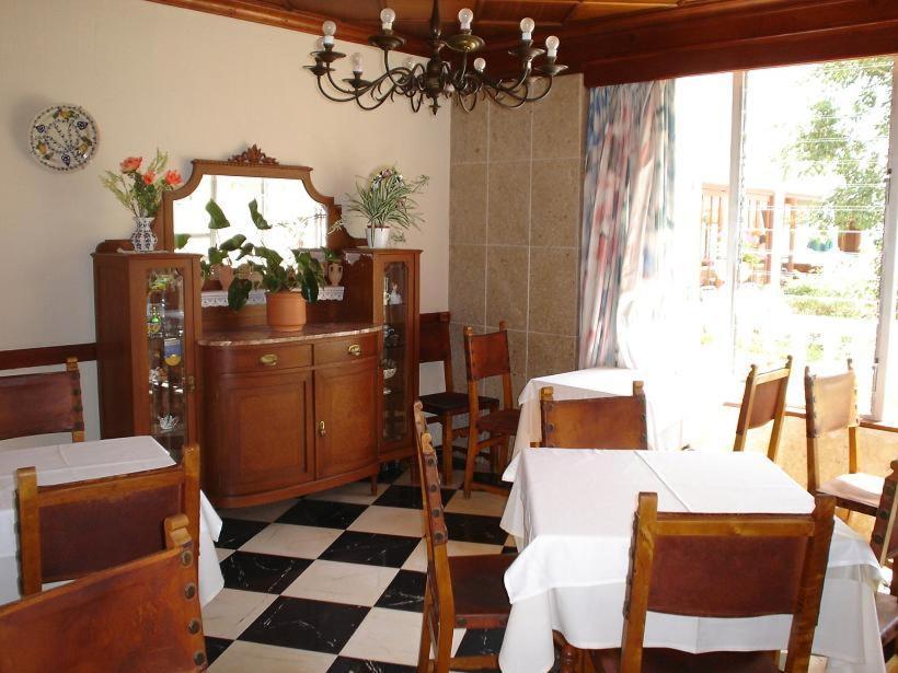 Hostal Cas Bombu Cala Ratjada  Exteriör bild